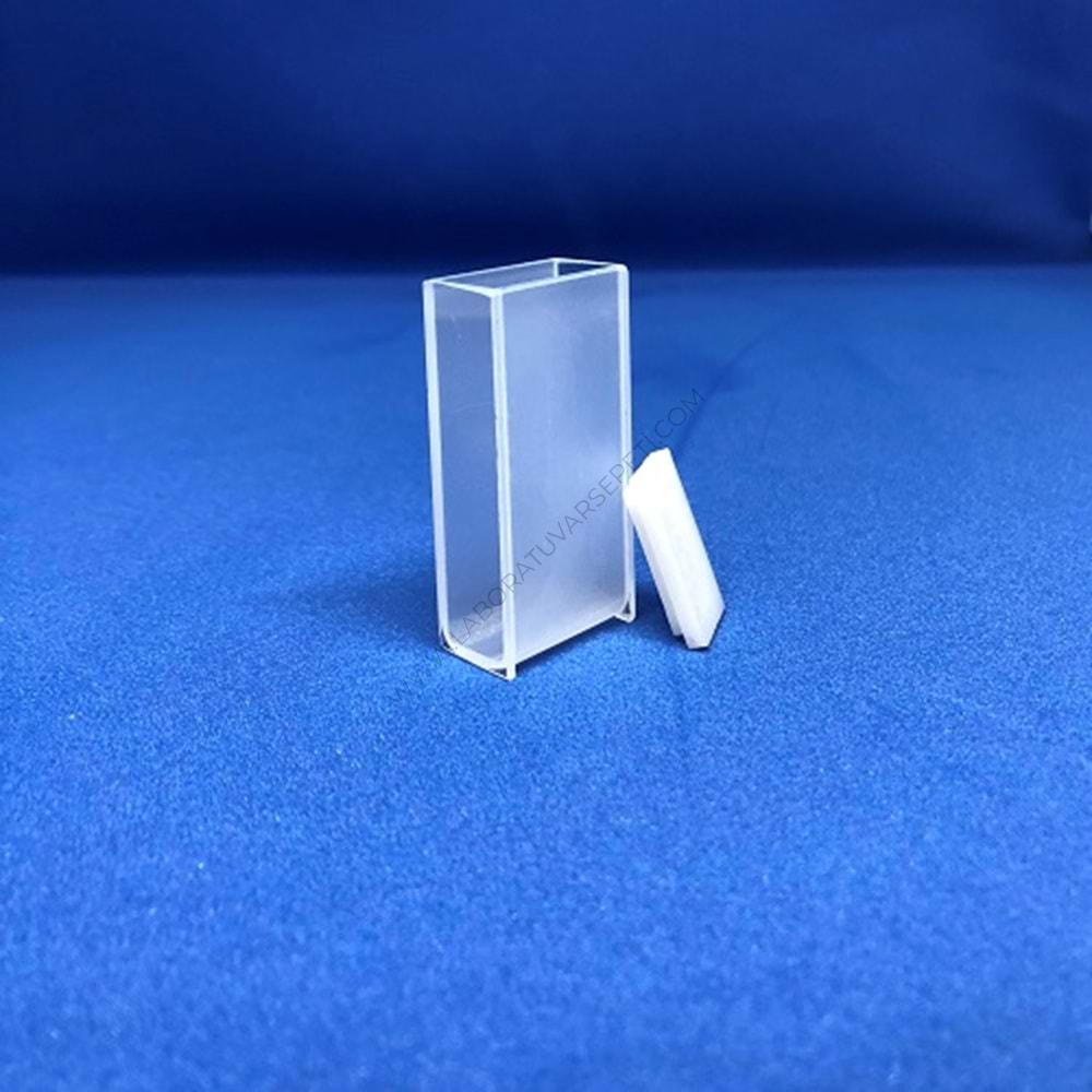 Spektrofotometre küveti - quartz - 20 mm ışık yolu-7 ml kapaklı